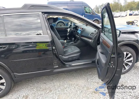 2015 Subaru Outback 3.6R Limited из США, поврежденный, VIN 4S4BSENC2F3273950